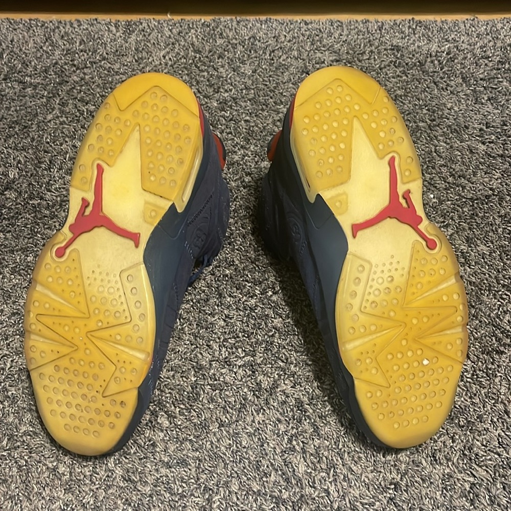2009 Doernbecher Jordan 6 - Picture 5 of 7